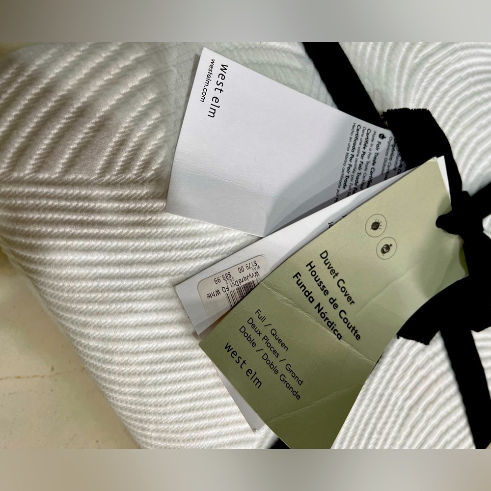 West Elm f/Q cotton duvet